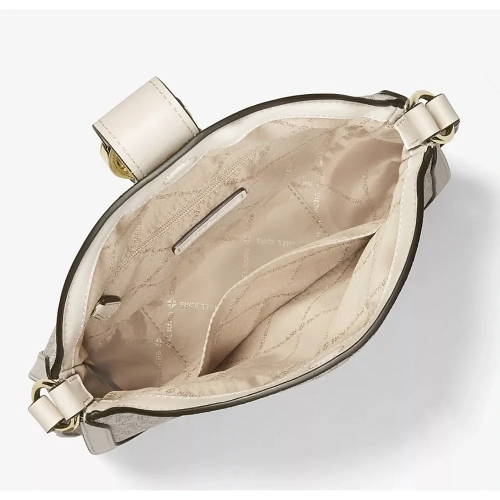 New Michael Kors Gabby Small Cream Vanilla Crossbody Bag - Picture 2 of 4